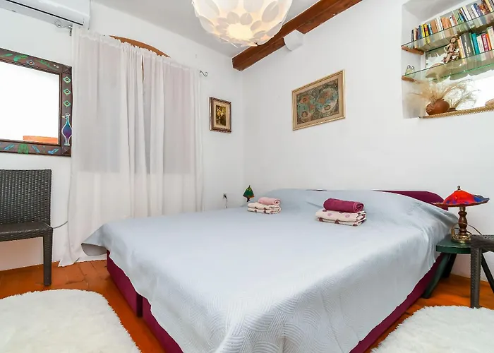 Biljana Casa de hóspedes 3*